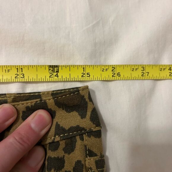 NWOT G.I.L.I. Ankle Pants Dual Stretch Leopard Print Brown Denim size 26W P - Picture 12 of 12
